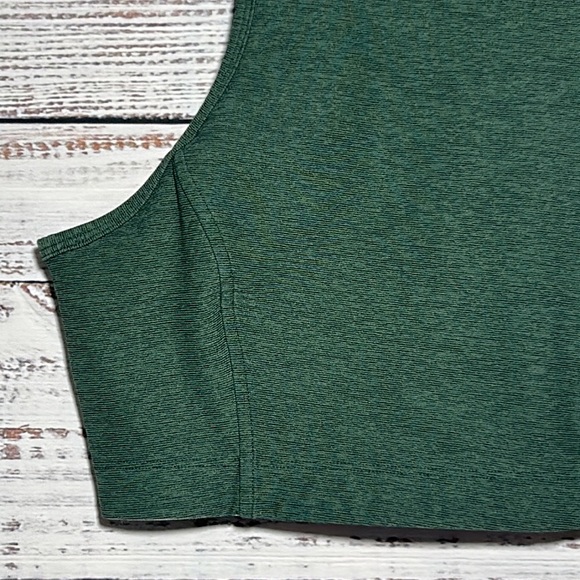 Outdoor Voices Athena Crop Top Hunter
Green Spacedye Longline small - Picture 9 of 16